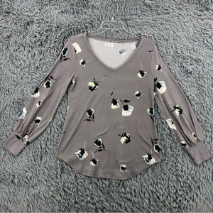 Maurices Top 24/7 Womens Small Vneck Gray Balloon Sleeve Super Soft  Flower